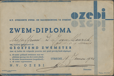 712307 Zwemdiploma van mejuffrouw D.J. van Maurik (geb. 16-06-1919), behaald in de N.V. Overdekte Zwem- en ...